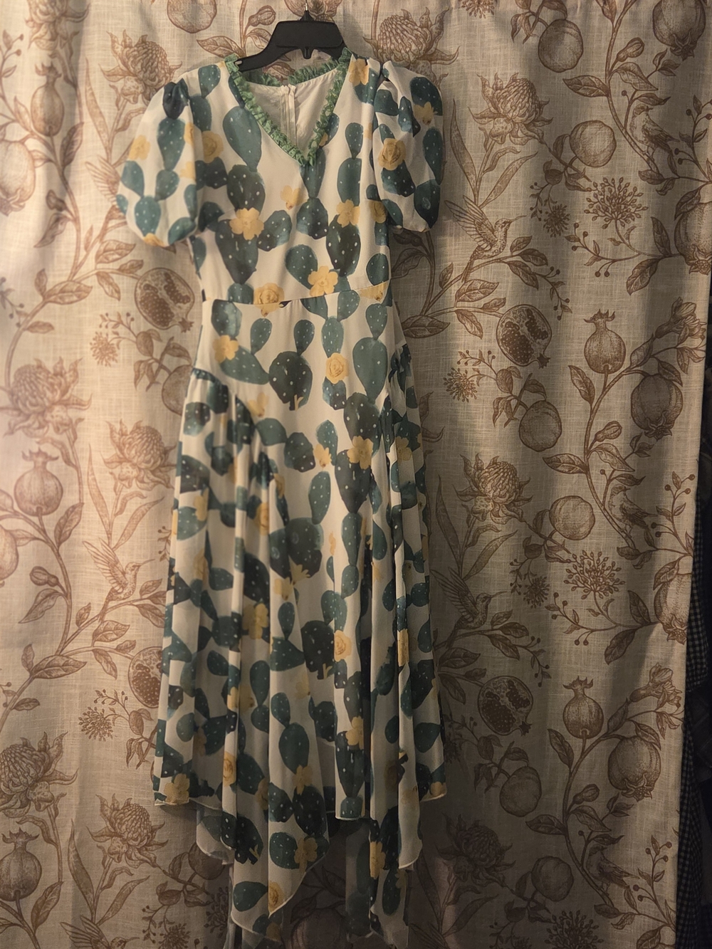 Floral Cactus Print Dress in White and Green